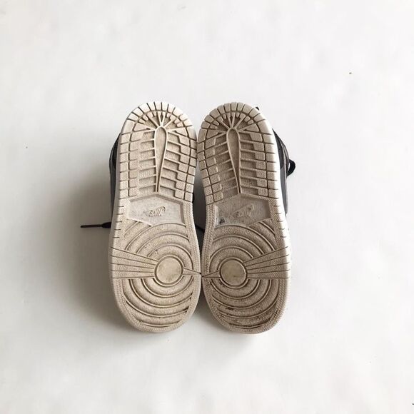 Nike Air Jordan 1 retro high black/bronze TD sneakers EUC size 10 - Picture 7 of 7